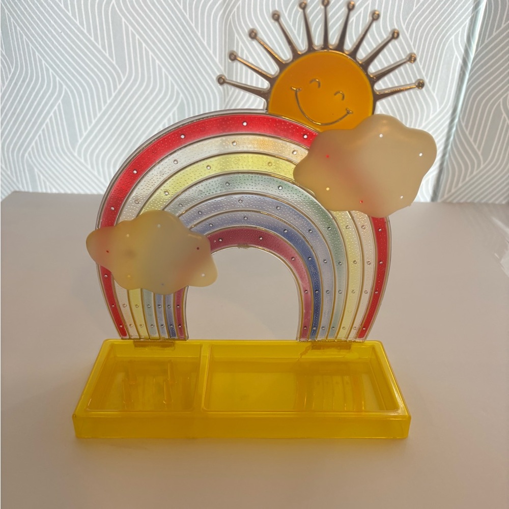 Cottage core vintage rainbow jewelry/earring holder